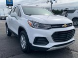 Used 2020 Chevrolet Trax LT w/ LT Convenience Package image 2