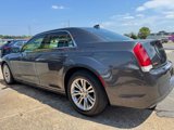 Used 2016 Chrysler 300 Limited image 5