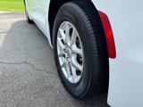 Used 2023 Chrysler Pacifica Touring-L image 6