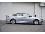 Used 2016 Hyundai Sonata SE image 2