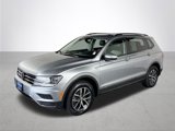 Used 2020 Volkswagen Tiguan SE image 2