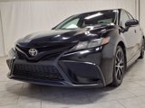 Used 2023 Toyota Camry SE image 3