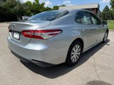 Used 2018 Toyota Camry LE image 4