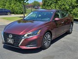 Used 2023 Nissan Altima 2.5 SV image 2