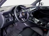 Used 2024 Porsche Macan S w/ Premium Plus Package image 4