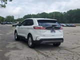 Certified 2022 Ford Edge SEL w/ Convenience Package image 3