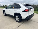 Used 2019 Toyota RAV4 LE image 2