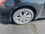 Used 2013 Nissan Sentra SL w/ Premium Pkg image 3