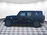 Used 2022 Jeep Wrangler Unlimited Sahara image 6