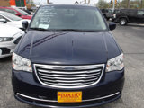 Used 2016 Chrysler Town & Country LX image 2