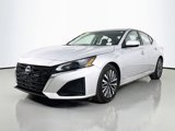 Used 2023 Nissan Altima 2.5 SV image 3