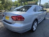 Used 2015 Volkswagen Passat TDI SEL Premium image 4