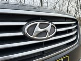 Used 2017 Hyundai Sonata SE image 3
