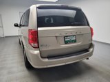 Used 2016 Dodge Grand Caravan SXT w/ Rear Park Assist Package image 6