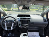 Used 2016 Toyota Prius V Two image 4