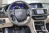 Used 2017 Honda Accord Touring image 2