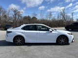 Used 2023 Toyota Camry SE image 4