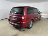 Used 2013 Chrysler Town & Country Touring-L w/ Driver Convenience Group image 6