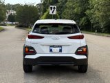 Used 2021 Hyundai Kona SE image 4
