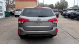 Used 2014 Kia Sorento LX image 6