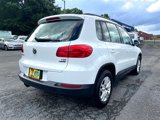 Used 2016 Volkswagen Tiguan S image 4