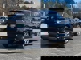 Certified 2022 Buick Envision Avenir w/ Technology Package II image 3