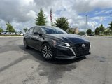Used 2024 Nissan Altima 2.5 SV image 2