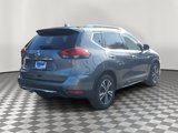 Used 2017 Nissan Rogue SL image 6