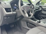 Used 2022 GMC Terrain SLE w/ Driver Convenience Package image 5