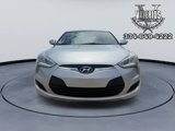 Used 2015 Hyundai Veloster image 2