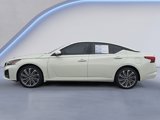 Used 2023 Nissan Altima 2.5 SL image 3