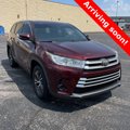 Used 2019 Toyota Highlander LE image 2
