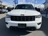 Used 2018 Jeep Grand Cherokee Laredo image 2