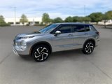Used 2022 Mitsubishi Outlander SE image 3