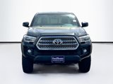 Used 2017 Toyota Tacoma TRD Off-Road image 2