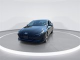 Used 2023 Hyundai Elantra SEL w/ Convenience Package image 3