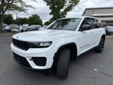 Certified 2022 Jeep Grand Cherokee Altitude image 3