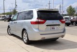 Used 2019 Toyota Sienna L image 2