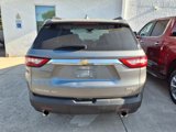 Used 2020 Chevrolet Traverse LT w/ Driver Confidence II Package image 4