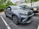 Used 2022 Volkswagen Taos SE image 2