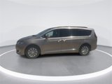 Used 2017 Chrysler Pacifica Touring-L image 3