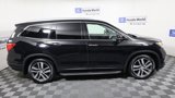 Used 2017 Honda Pilot Touring image 3
