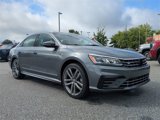 Used 2019 Volkswagen Passat 2.0T SE R-Line image 3