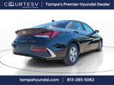 New 2025 Hyundai Elantra SE image 3