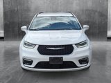 Used 2021 Chrysler Pacifica Touring-L image 2