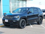 Used 2018 Jeep Grand Cherokee Altitude image 2