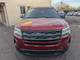 Used 2018 Ford Explorer XLT w/ Equipment Group 202A image 2