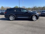 New 2025 Ford Explorer Active image 2