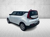 Used 2022 Kia Soul LX image 4