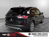 Used 2020 Ford Escape Titanium image 3